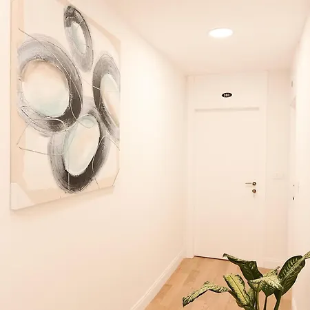 101 Apartment *